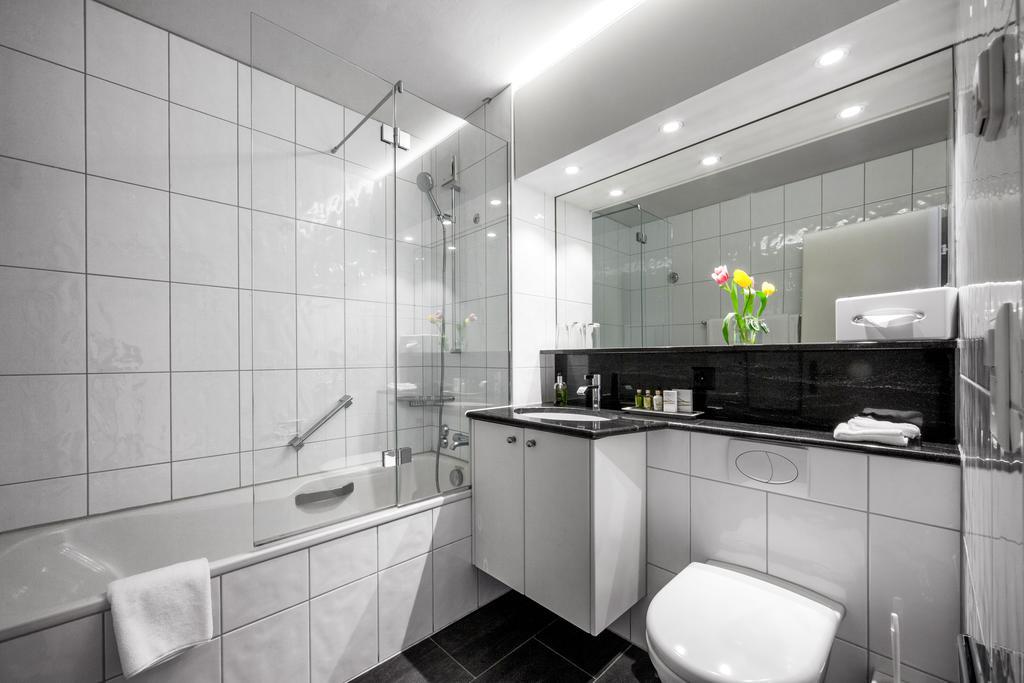 Hotel Seehof Valbella Bagian luar foto